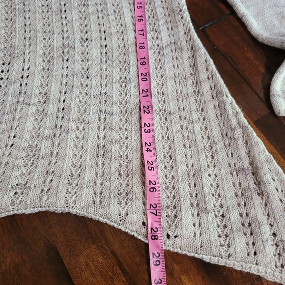 American Rags Size M Women's Long Sleeve Knit Sweater Tan Shark bite - Picture 9 of 10